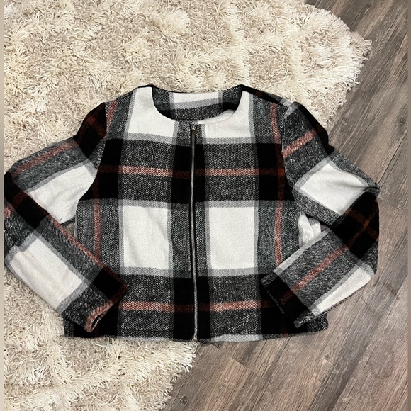SHEIN Plaid print zip up jacket size Medium New without tags. - Picture 6 of 9